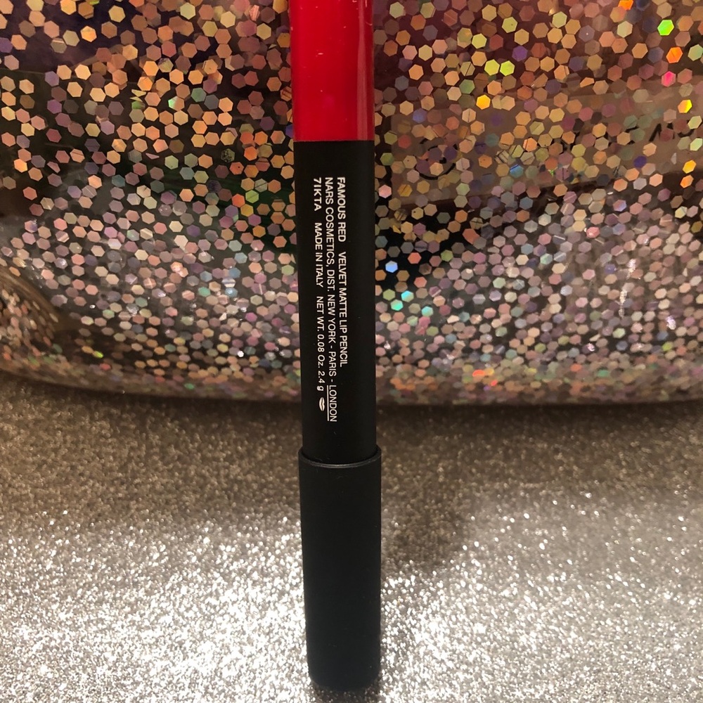 BNIB! NARS Velvet Matte Lip Pencil Famous Red 2489 - Picture 2 of 8